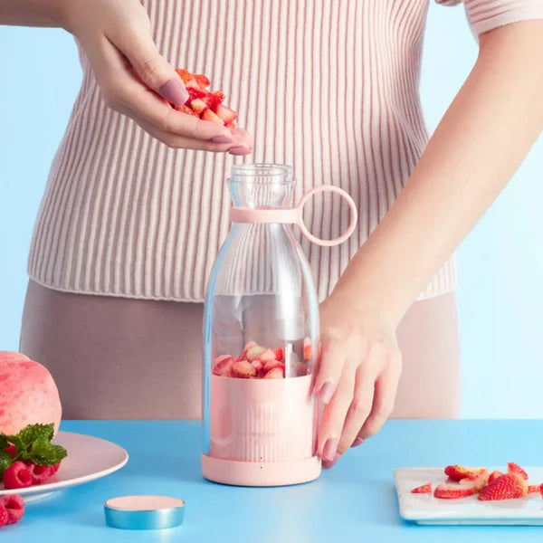 420 ML- Portable USB Rechargeable Juicer Mini Juice Extractor